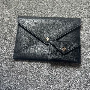 Tory Burch clutch and coin holder . Selling in this set.